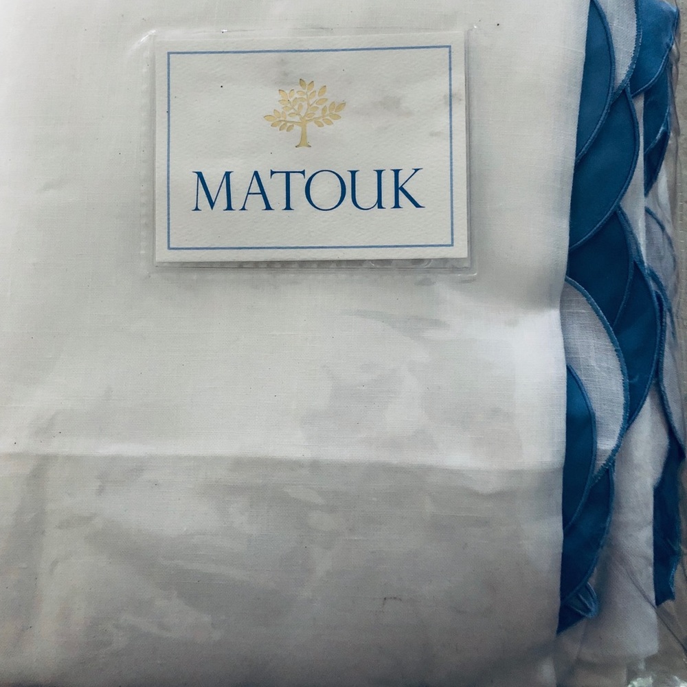 MATOUK Banquet size Tablecloth Italian linen with Azure trim $900